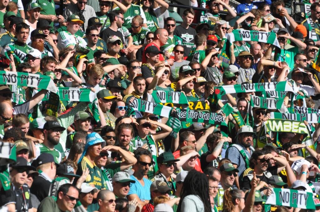 5 goals in 25 minutes put Timbers very close to playoff berth