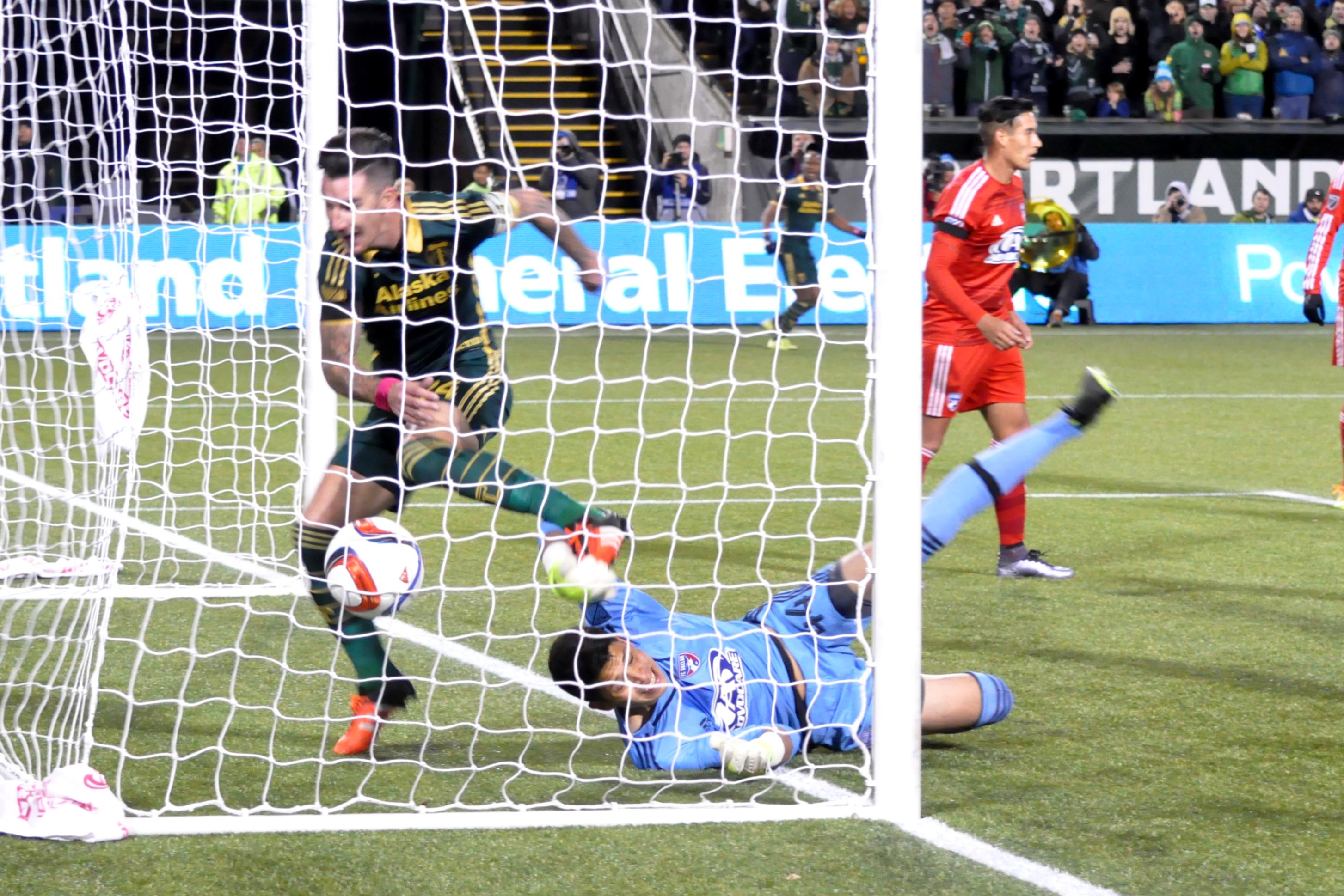 Timbers down FC Dallas 3-1 in first leg of Western Conference Final