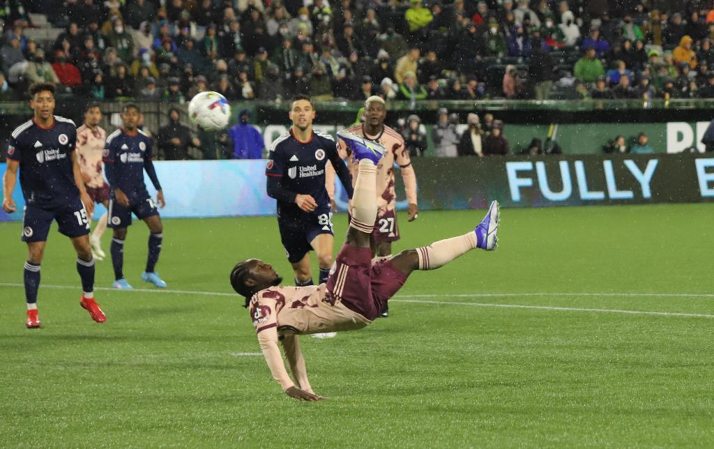 Timbers draw 2-2 with New England in thrilling 2022 MLS season opener