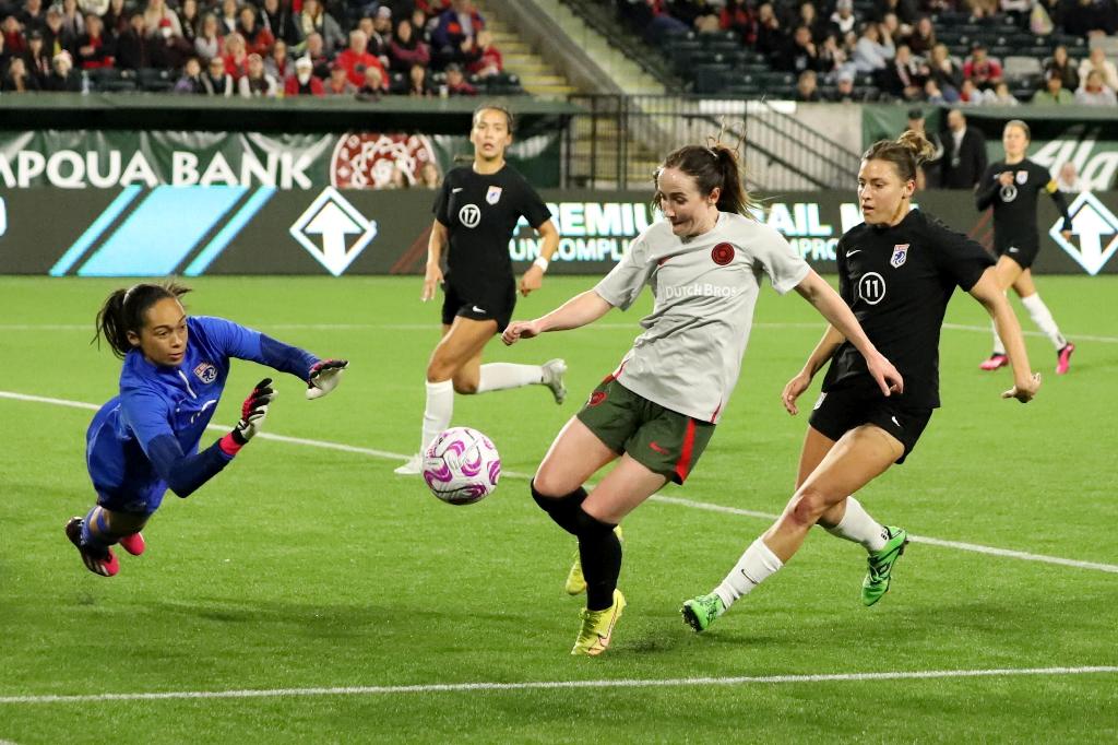Thorns can’t find the net, fall 1-0 to OL Reign in final preseason match