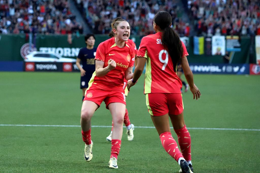 Thorns start slow against Seattle Reign, but end up with 4-0 win